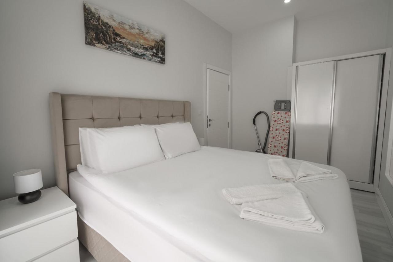 Appartamento Charming And Central Flat Near Beach In Muratpasa Antalia Esterno foto